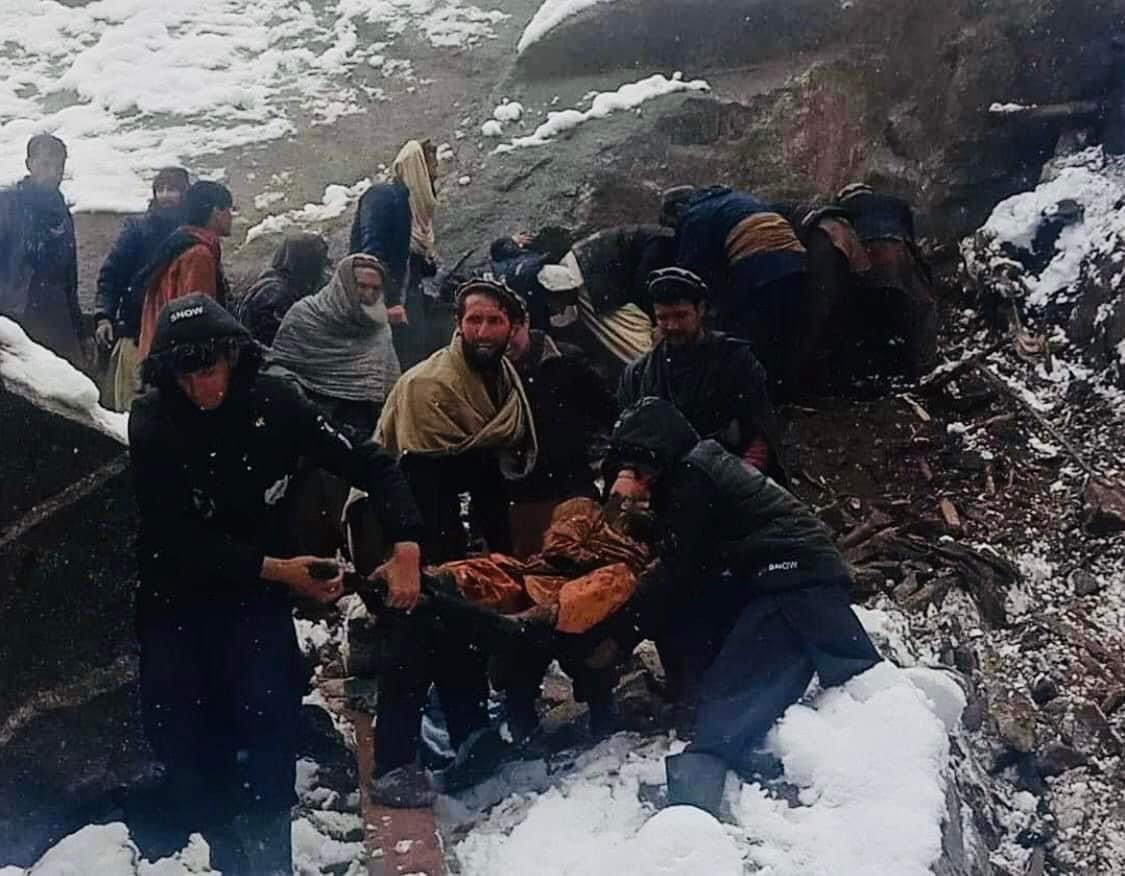 رانش کوه، جان ۳۵ نفر را در نورستان گرفت