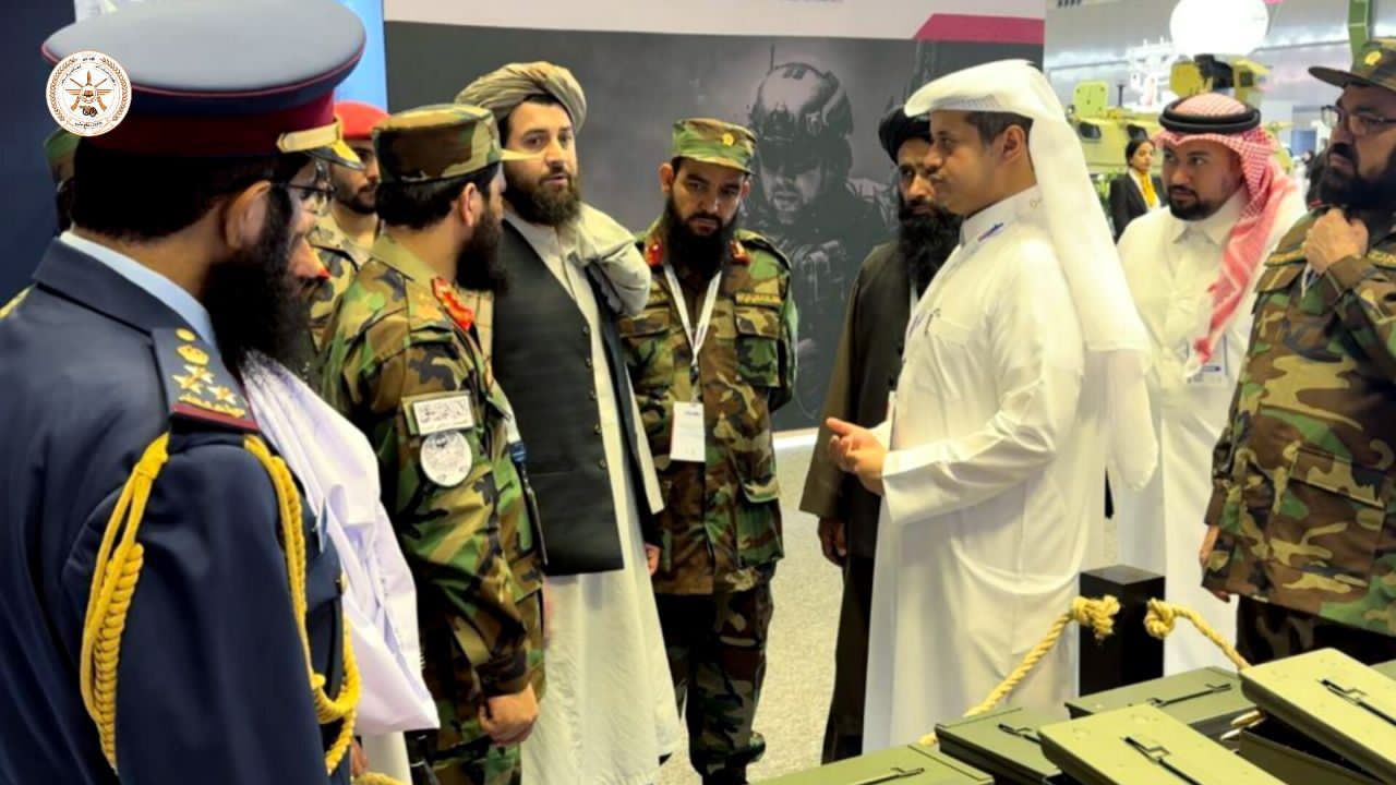 اشتراک سرپرست وزارت دفاع و لوی درستیز طالبان در نمایشگاه صنایع دفاعی قطر