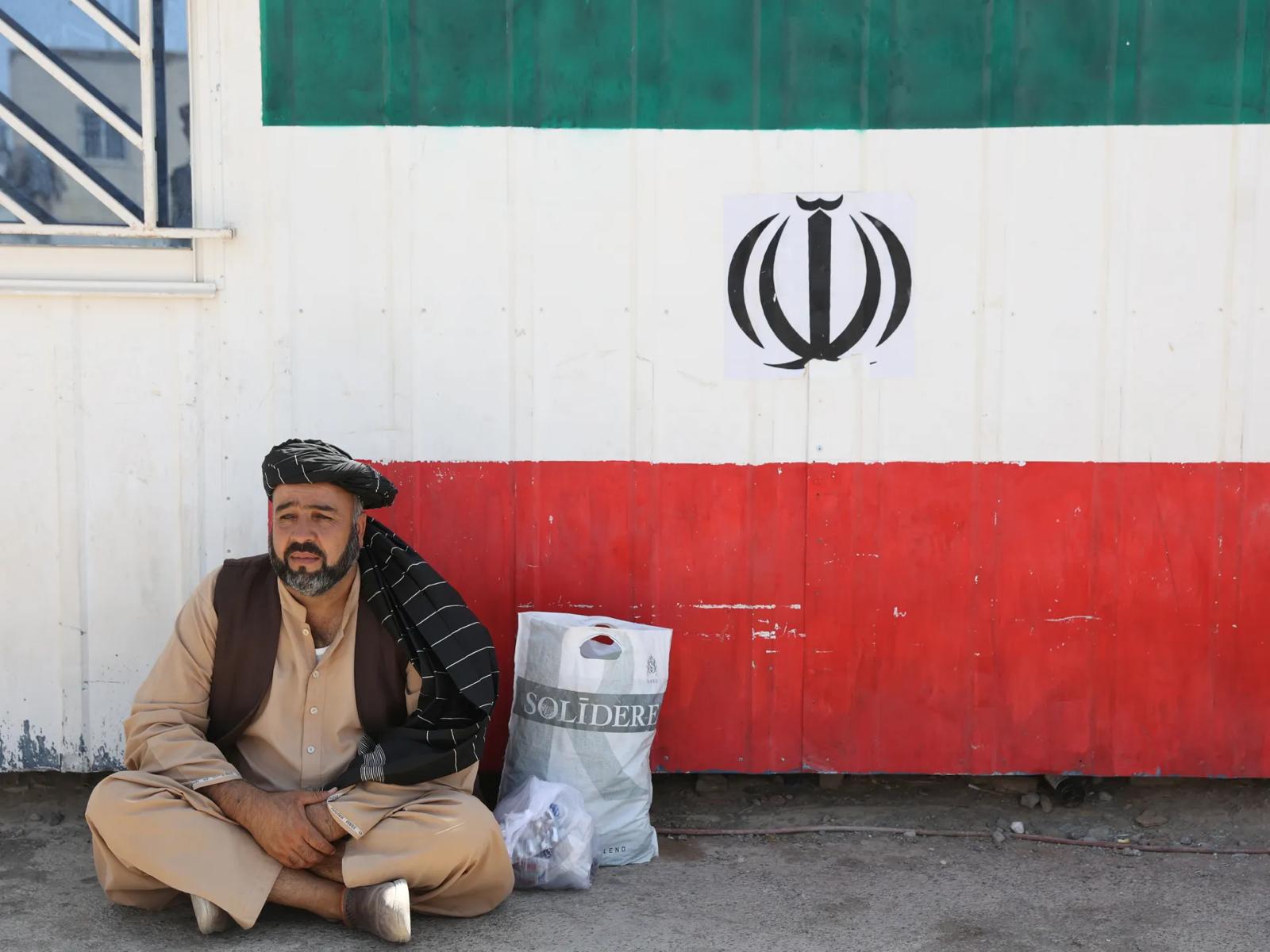 تشدید اخراج پناهجویان افغان از ایران: اقدامی فوری یا ضرورتی اقتصادی؟