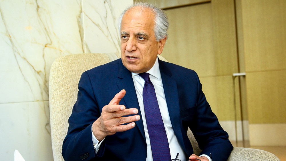 زلمی خلیلزاد: بایدن برخلاف توصیه دیپلمات‌ها دستور خروج فوری از افغانستان را صادر کرد