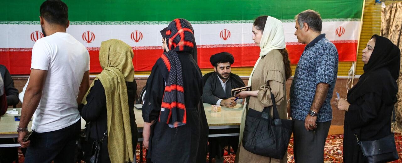رسانه های بین المللی: مشارکت کم‌رنگ مردم در انتخابات زودهنگام ایران