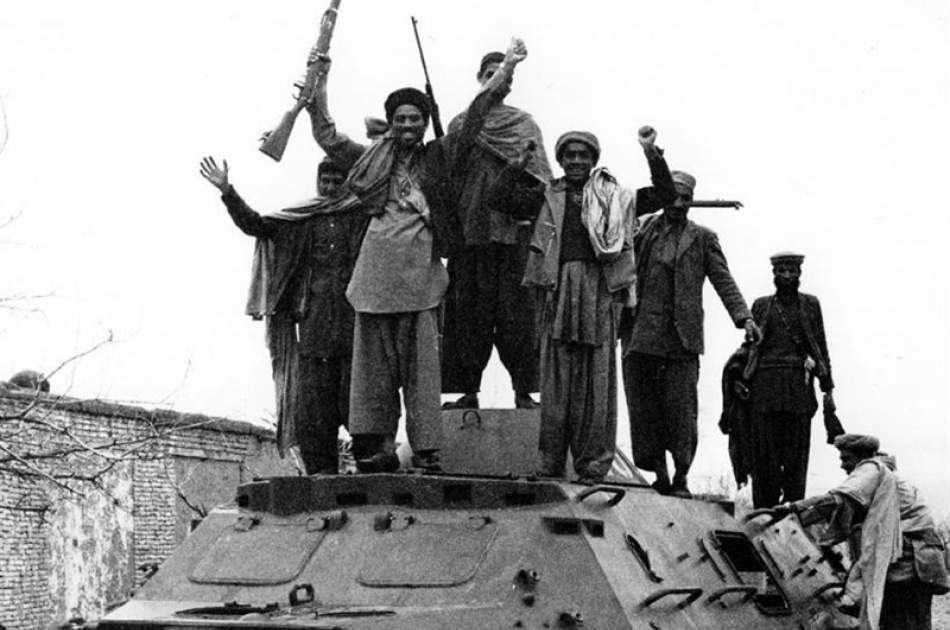 طالبان در اعلامیه‌ای به مناسبت هفتم و هشتم ثور: نظام شرعی باید محافظت شود